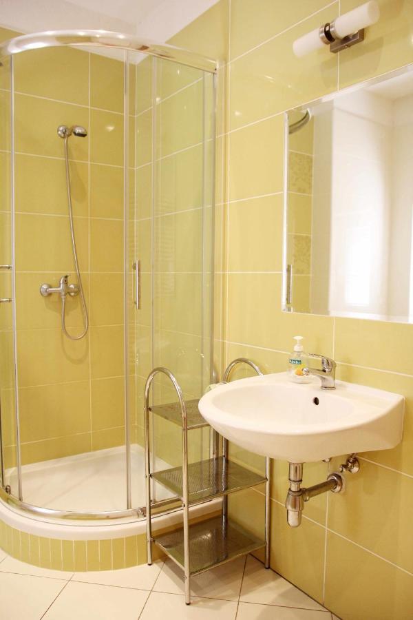 Cerny Kocour Apart Hotel Sarovy المظهر الخارجي الصورة