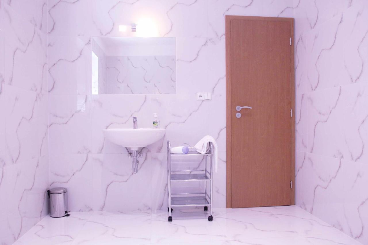 Cerny Kocour Apart Hotel Sarovy المظهر الخارجي الصورة