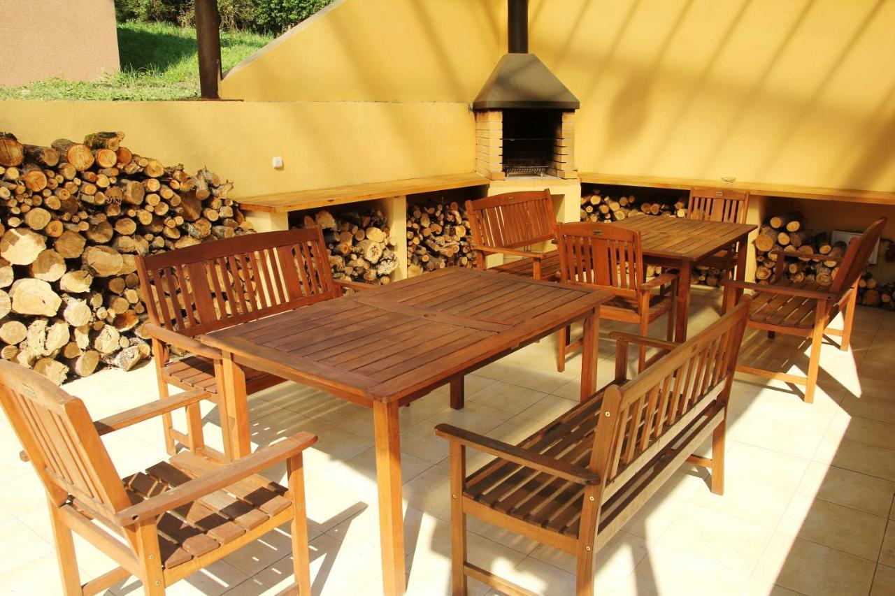 Cerny Kocour Apart Hotel Sarovy المظهر الخارجي الصورة